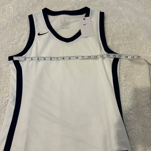 Nike NWT Womens White/Navy Sleeveless Basketball Shirt Size Medium - Picture 3 of 7